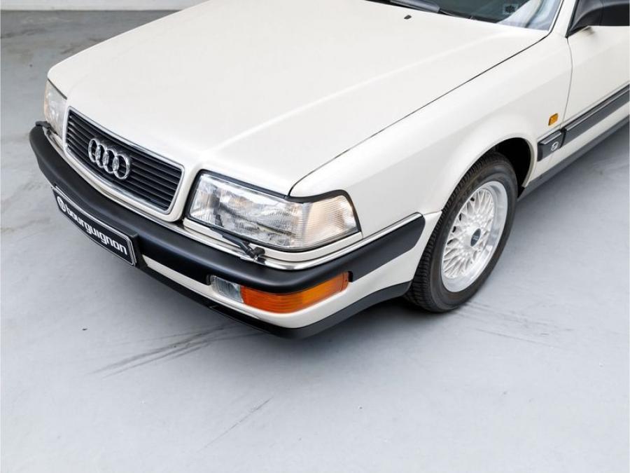 Детали экстерьера Audi V8 1990 года  (EU) (фото 10 из 84)